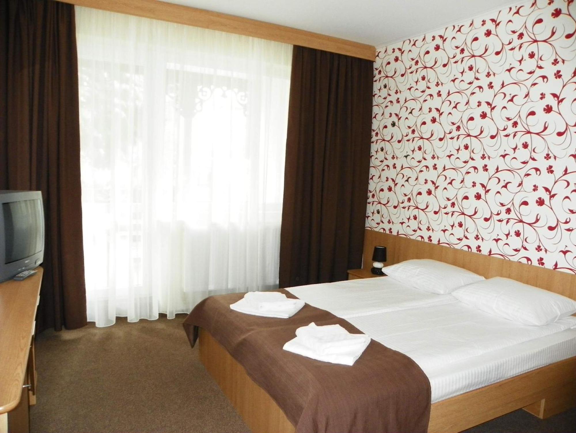 Hotel Muresul Health Spa Совата Экстерьер фото