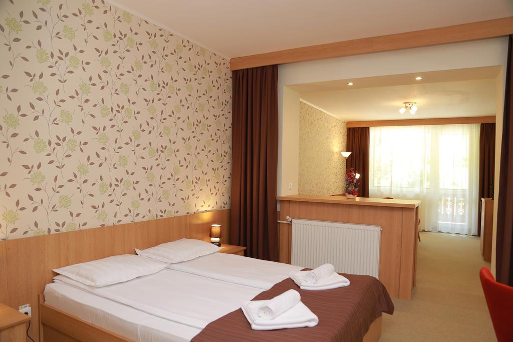 Hotel Muresul Health Spa Совата Экстерьер фото